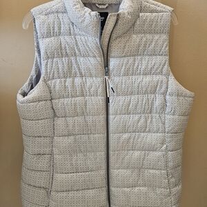 GAP Women's Gray Patterned Puffer Vest